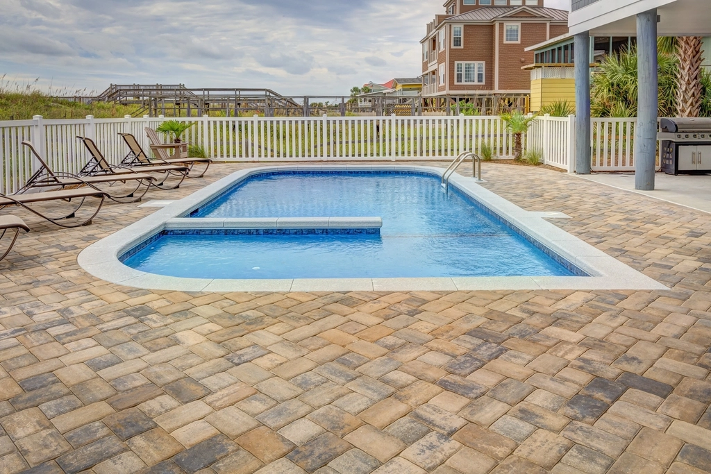 Pools & paver decks